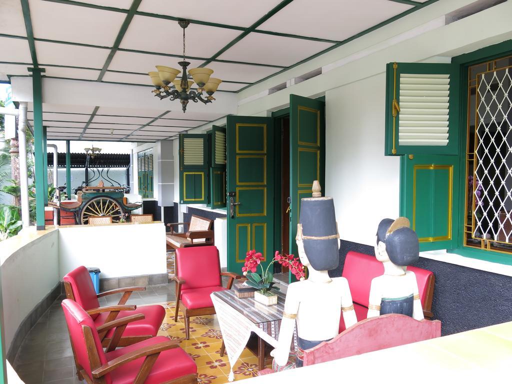 Pamularsih Homestay Yogyakarta Esterno foto