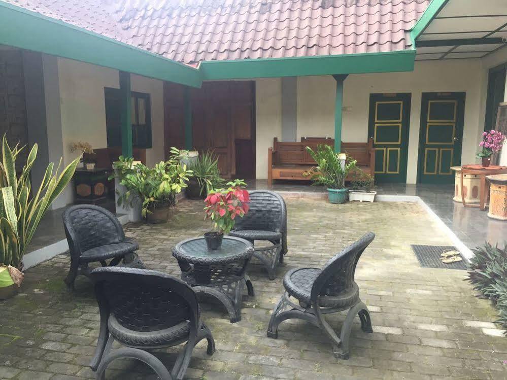 Pamularsih Homestay Yogyakarta Esterno foto