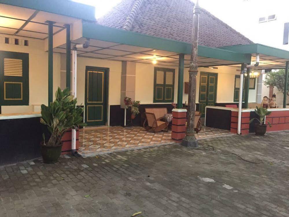 Pamularsih Homestay Yogyakarta Esterno foto